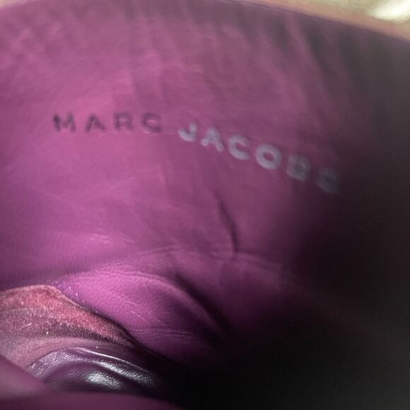 Marc Jacobs leather metallic gold slip on ankle heels boots stitching accent SZ7 - Picture 10 of 12